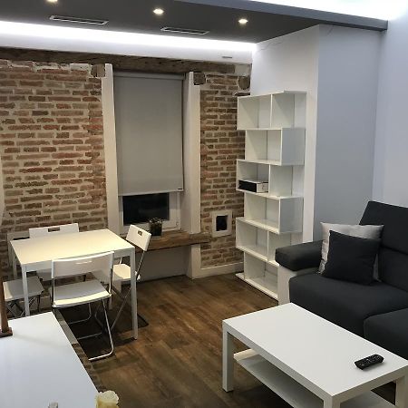Airva: Apartamento Duque De La Victoria Вальядолід Екстер'єр фото